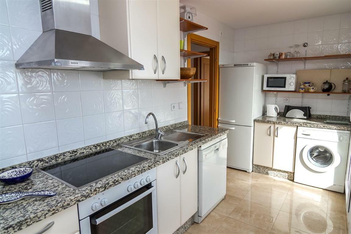 Duplex Vistas Al Mar En La Duquesa Apartment Manilva Ngoại thất bức ảnh